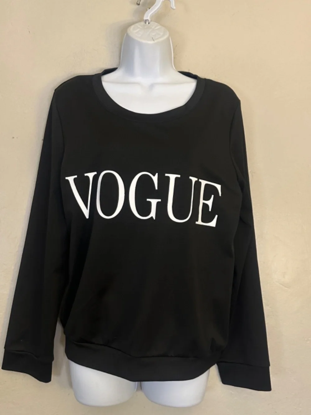 Vogue Track Suit XL Gently worn 35% cotton/65% polyester stretch fabric Printed